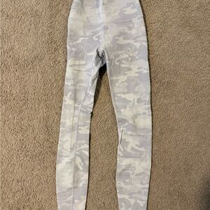 Lululemon Athletica Gray Camouflage Leggings
